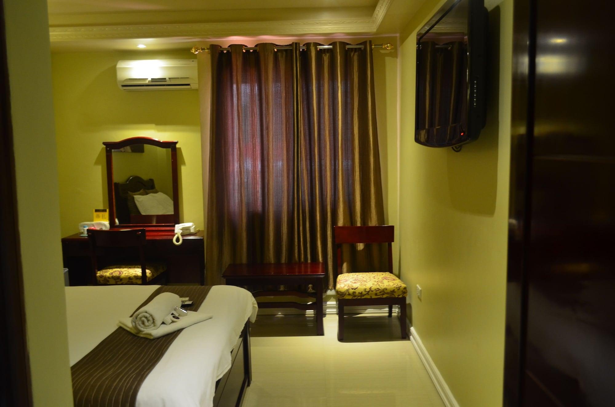 Clark Imperial Hotel Angeles Εξωτερικό φωτογραφία