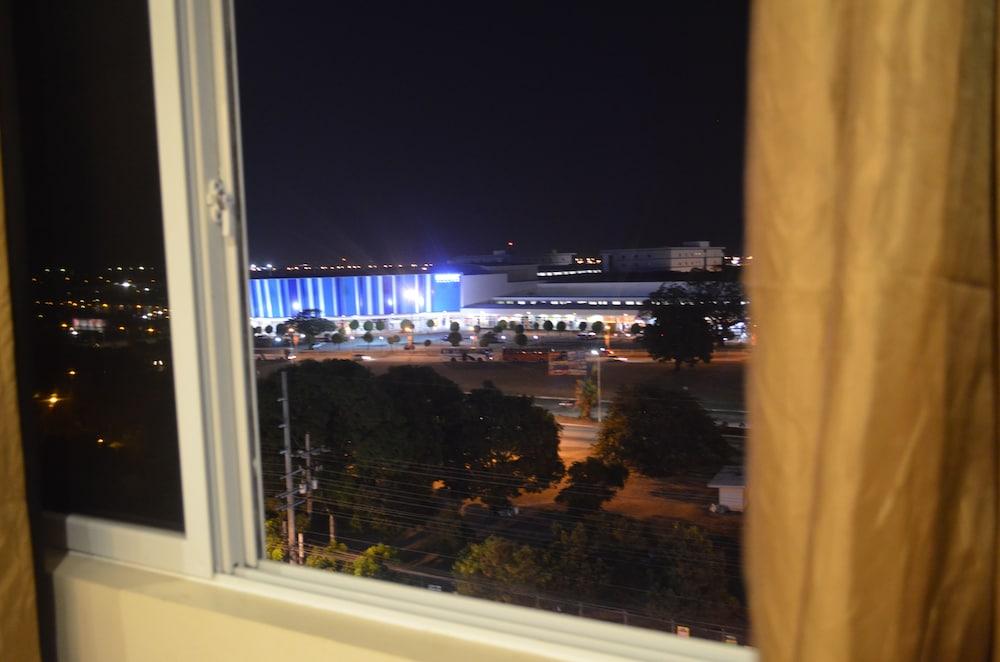 Clark Imperial Hotel Angeles Εξωτερικό φωτογραφία