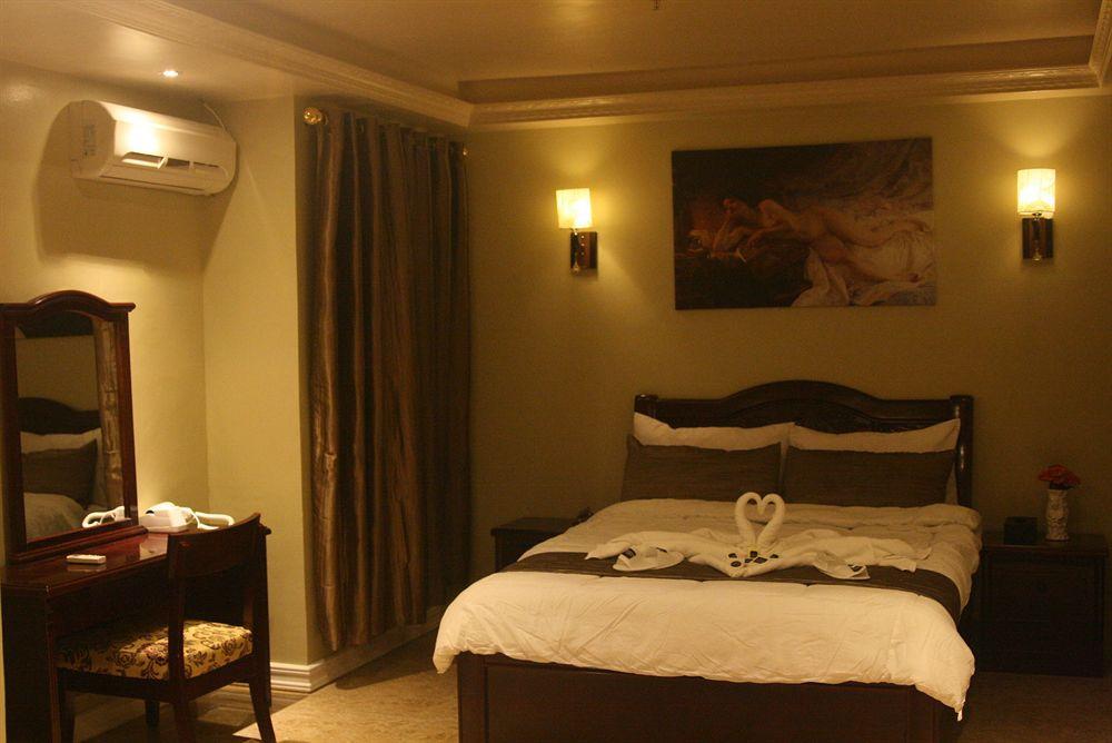 Clark Imperial Hotel Angeles Εξωτερικό φωτογραφία