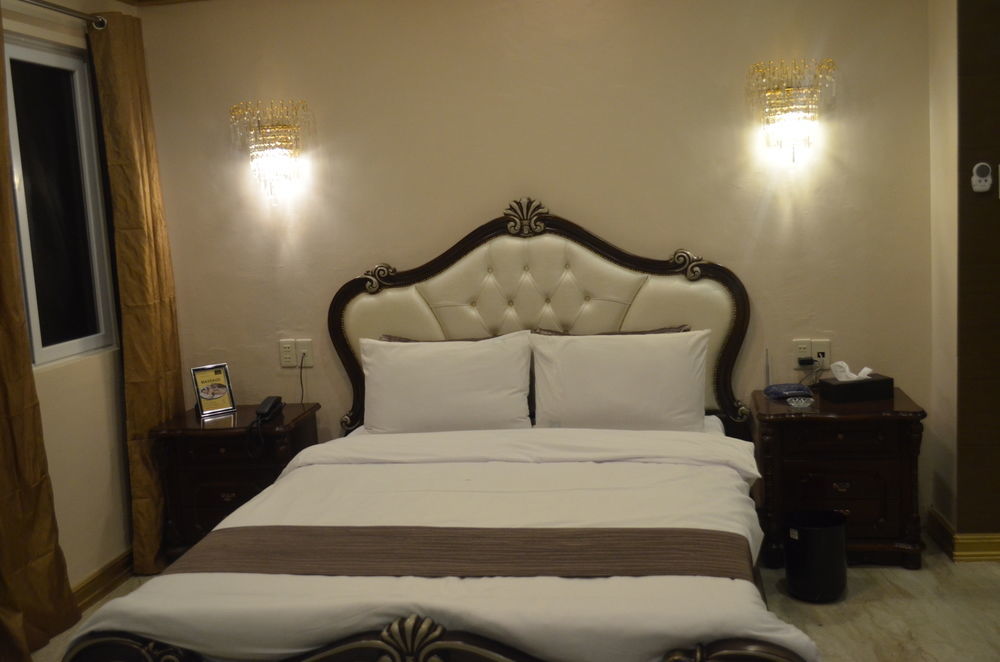 Clark Imperial Hotel Angeles Εξωτερικό φωτογραφία