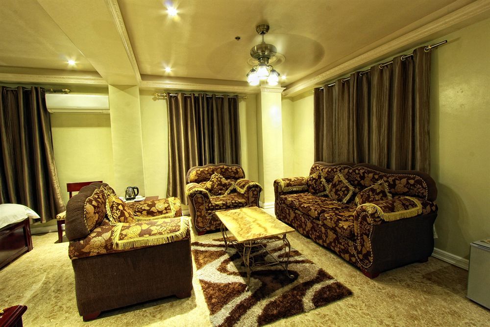 Clark Imperial Hotel Angeles Εξωτερικό φωτογραφία